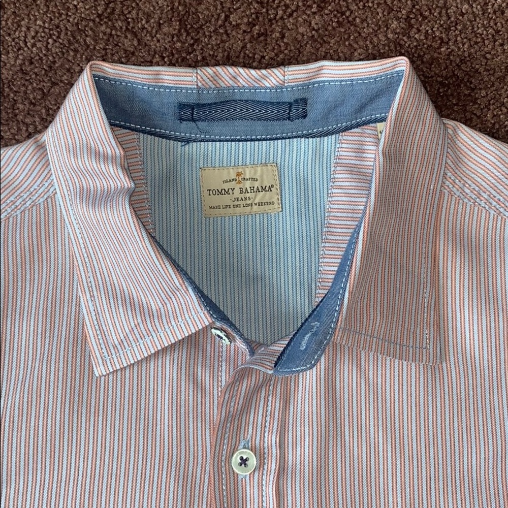 EUC Tommy Bahama Button Down, L